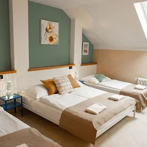 https://czech-lofts-apartments.praguehotelsweb.com